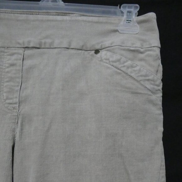 REITMANS | size 13 | Comfort Fit | Khaki Corduroy / Cords Pants - Picture 5 of 16